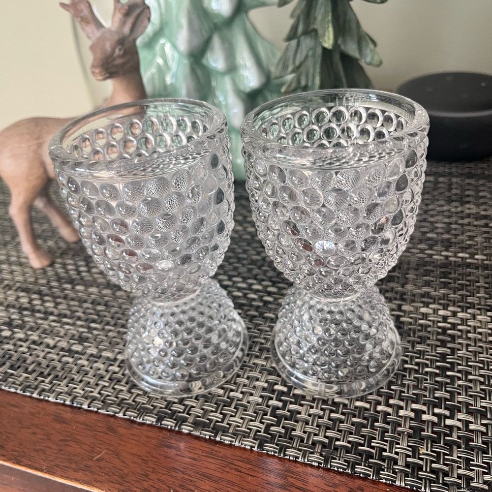 Elegant Clear Glass Goblets